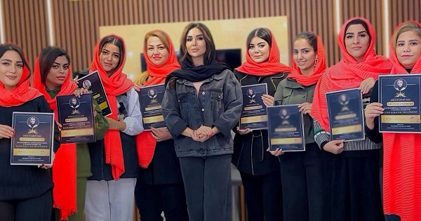 مهسان قلاوند مدرس دوره آموزش کراتینه مو